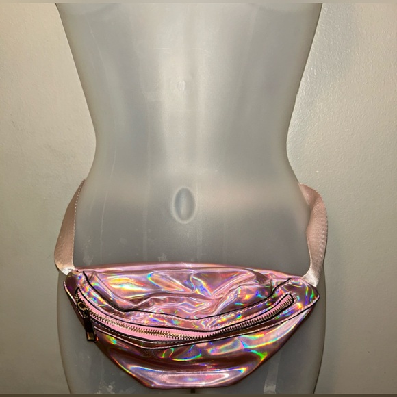 Pink holographic fanny pack - belt strap, zip closure - Picture 4 of 6